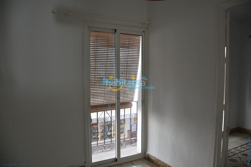 Foto 92b8bd8f-ea66-4464-941d-2add8d6501d5. Casa  en el Centro con vistas al mar en Centro Nerja