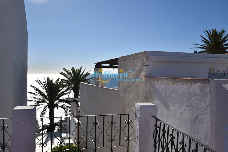 Foto 9b8cc00d-b6c9-4870-8cb5-ae3f85fa7a1c. Casa  en el Centro con vistas al mar en Centro Nerja