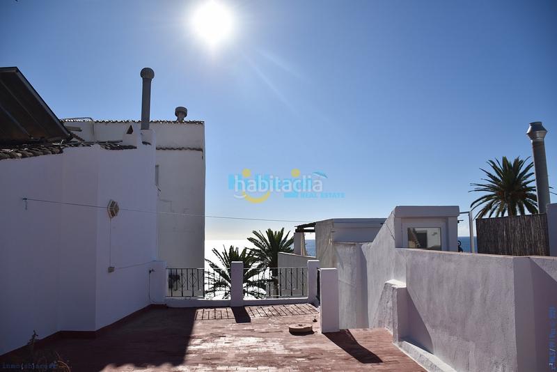 Foto e442879b-b54e-4c48-a76f-d24cd748ad84. Casa  en el Centro con vistas al mar en Centro Nerja