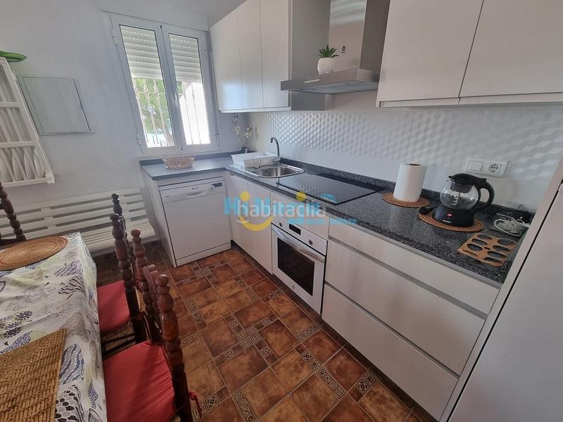 Foto c6b8ae8f-5d47-46a8-89a5-8b2321f88267. Affitto casa con parcheggio in Torrox pueblo Torrox