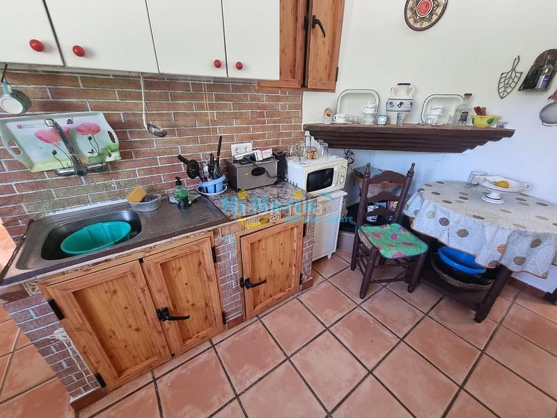 Foto 96f30b41-db66-4c57-b3d2-b4bdfccea283. Rent house with parking in Torrox pueblo Torrox