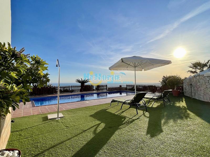 Foto 64fb199d-c419-436d-8c5a-c6fc60c9c021. Maison avec parking piscine dans Algarrobo pueblo Algarrobo