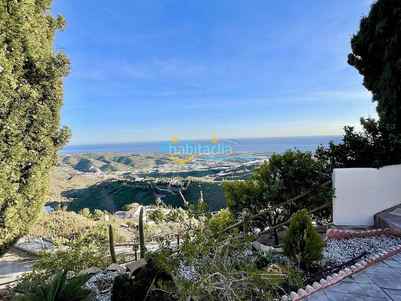 Foto a929c99b-0416-47d3-99ef-d52b4a4cc7a3. Maison avec parking piscine dans Algarrobo pueblo Algarrobo