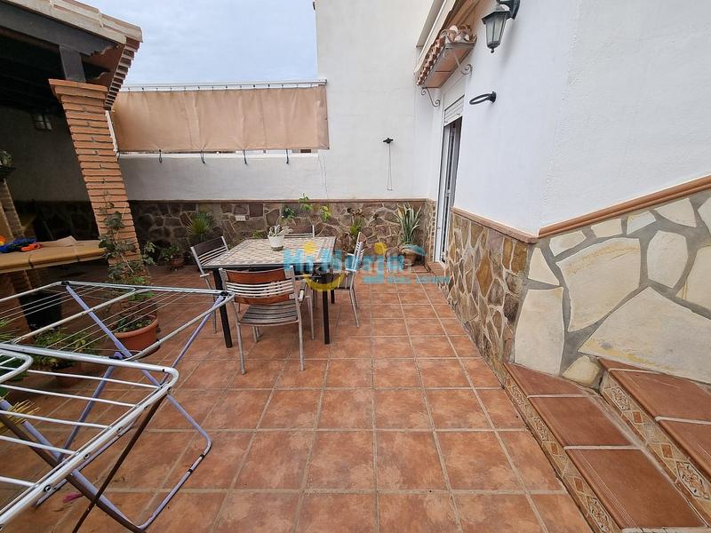 Foto 0707a6f7-29d4-481f-b659-011f9ac3d2ef. Casa con parcheggio in Centro Nerja