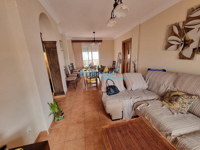Foto 3d7f3c06-7eb8-49a9-8648-108d87d21c62. Casa con parcheggio in Centro Nerja