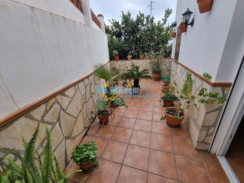 Foto ba98a6a1-ed2c-48e1-bbc7-93eff380be5c. Casa con parcheggio in Centro Nerja