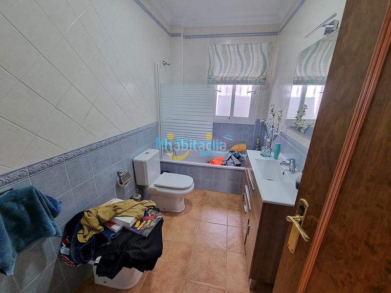 Foto c9ea1fec-ac68-4f47-b7a7-77de4a94b3f4. Casa con parcheggio in Centro Nerja