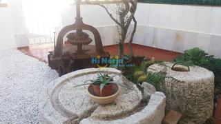 Casa a Centro. Adosado 2 dormitorios 2 baños patio y jardín viña málaga.