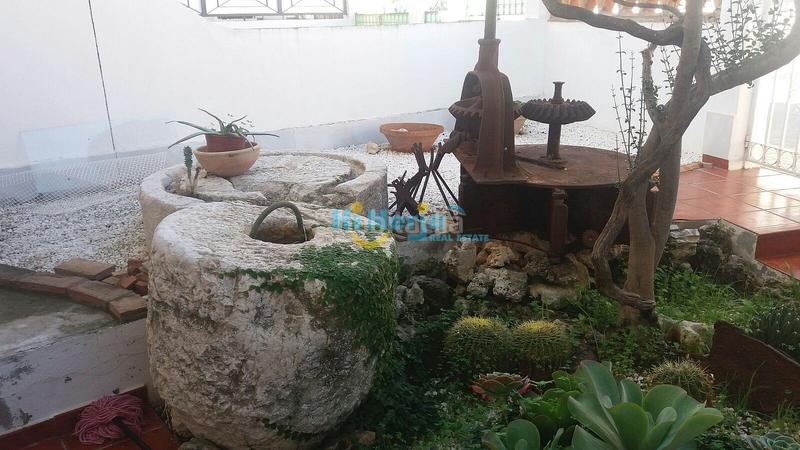 Foto 925c5248-5304-41d3-b942-85453b3011c5. Casa amb aparcament piscina a Centro Torre del Mar