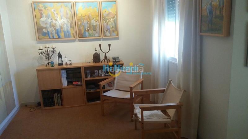 Foto adffcefc-2d16-43dc-ab5f-c513a7e3fa46. Casa amb aparcament piscina a Centro Torre del Mar