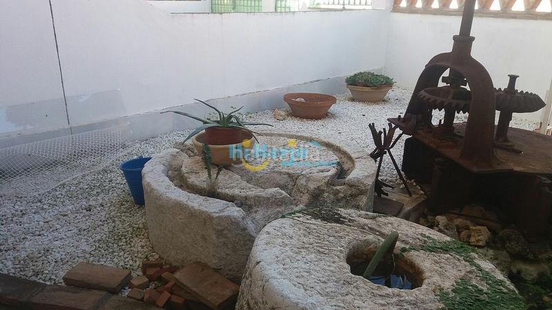 Foto c3f10335-bec6-4432-bd63-168e83aa6260. Casa amb aparcament piscina a Centro Torre del Mar