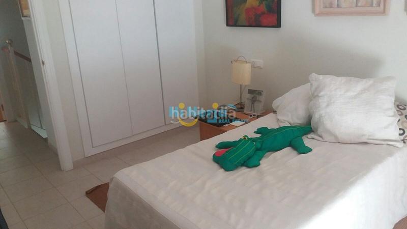 Foto f934d1da-fcae-4ed5-83a7-e6ccf9255aee. Casa amb aparcament piscina a Centro Torre del Mar