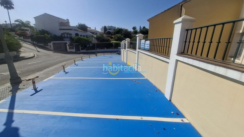 Foto e04242be-4b8d-4604-9ebc-50d4a0f21904. Aparcament cotxe a Centro Nerja