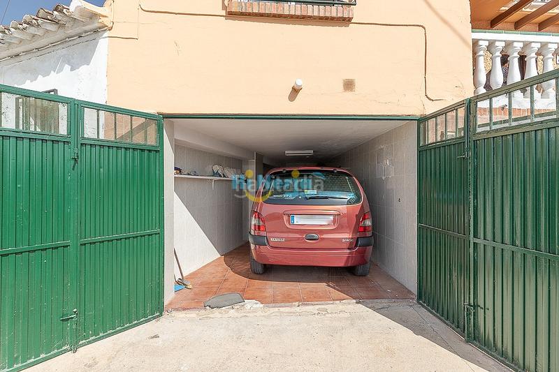 Foto 304fd506-d64d-4b41-88ed-fe31f2592463. Casale con parcheggio in El Peñoncillo Torrox
