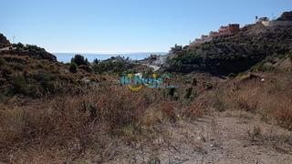 Terreny residencial a El Peñoncillo. Parcela para construcción de casa con vistas al mar    torrox co