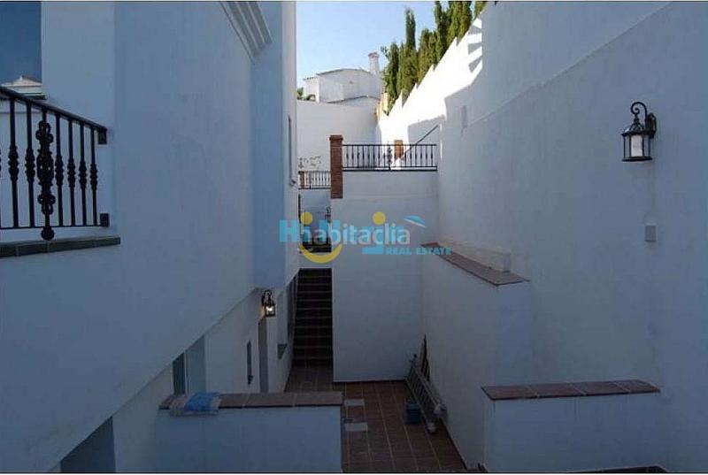 Foto 075e924f-799e-4a93-a094-ada01452d672. Chalet con piscina in Centro Nerja