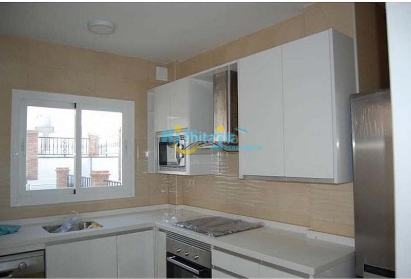 Foto d1074e0b-7279-4f4b-86c0-3ff33b835fb6. Chalet con piscina in Centro Nerja