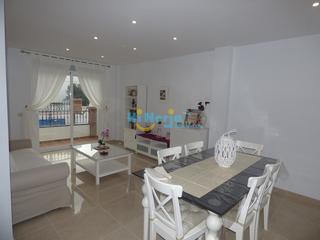 Chalet in Centro. Villa 3 dormitorios piscina jardin capistrano