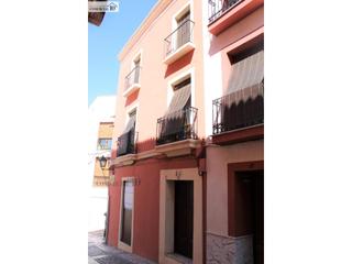 Maison à Casco Antiguo. Se vende gran casa para reformar en casco antiguo
