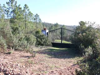 Casa en Alburquerque. Se vende finca rustica de recreo en la zona de san vicente de al