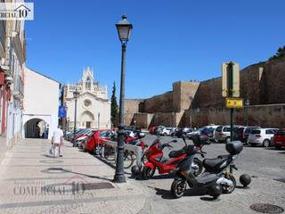Aparcament cotxe a Casco Antiguo. Se vende amplio garaje para varios vehiculos en casco antiguo