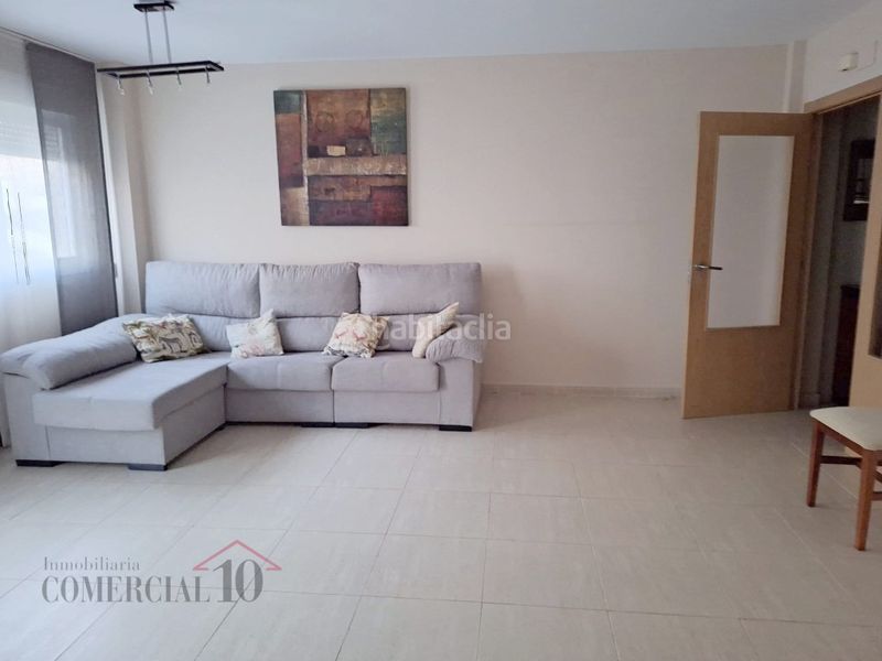 Foto c4944274-93e2-4f4c-a11c-f5a3b829b8bd. Lloguer pis amb aparcament a Golf Guadiana Badajoz