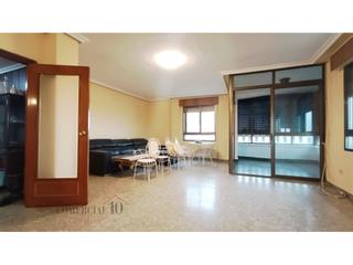 Rent Flat in Valdepasillas - La Paz - Huerta Rosales. Piso 5 habitaciones alquiler badajoz