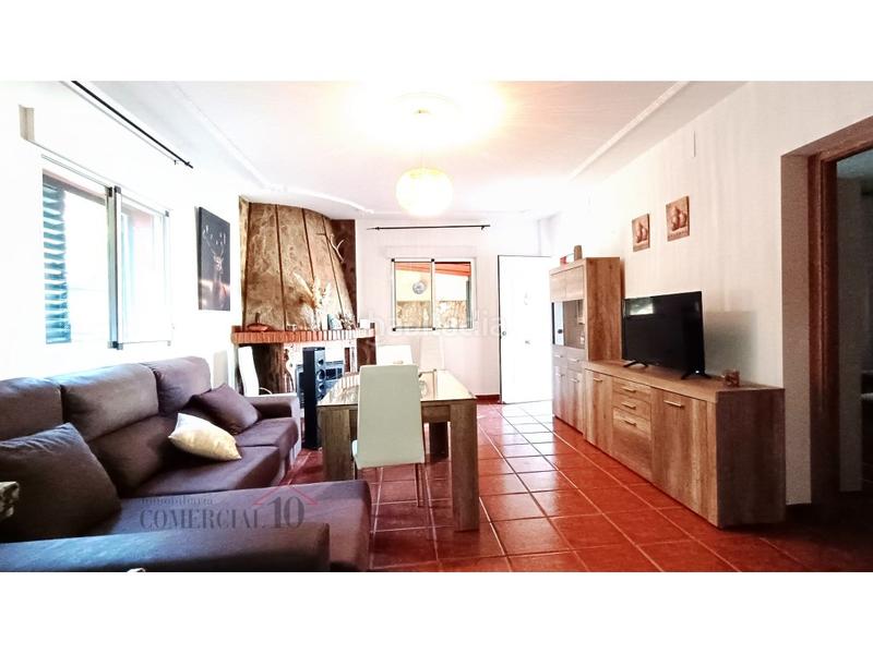 Foto baf8c3d5-baf3-4818-b150-e2af3d396321. Casa  con parcela 2 habitaciones venta en Las Vaguadas Badajoz