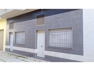 Location Local commercial à Plaza molineta 10. Bajo comercial alquiler badajoz