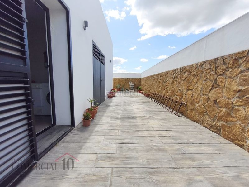 Foto 6af3c680-f4e5-4826-afc6-e6bbf581ef49. Xalet amb piscina a Olivenza