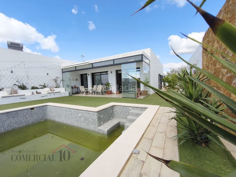 Foto 8e247fa5-50c5-4846-a6db-3cf2e2374b43. Xalet amb piscina a Olivenza