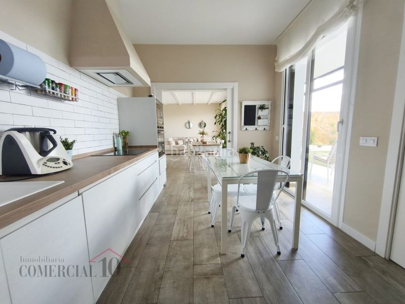 Foto 92b588aa-6da8-4804-893e-0158ef7060de. Xalet amb piscina a Olivenza