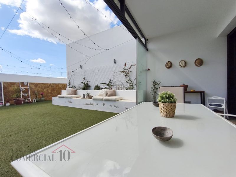 Foto c127a11b-db8e-49d7-b9b2-1973f00c04c1. Xalet amb piscina a Olivenza