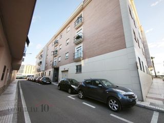Alquiler Parking coche  Calle linares. Garaje alquiler badajoz
