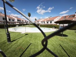 Zweistöckige Wohnung in Las Vaguadas. Dúplex 4 habitaciónes, duplex venta badajoz