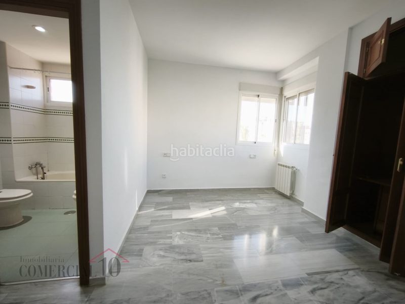 Foto 4f5e459f-07b0-4fa2-bd38-32a993069336. Lloguer pis amb aparcament a Valdepasillas - La Paz - Huerta Rosales Badajoz