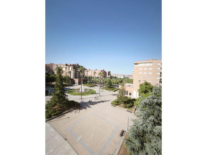 Foto 54cef8e0-7ca7-4e5c-baf6-067e31629c1b. Lloguer pis amb aparcament a Valdepasillas - La Paz - Huerta Rosales Badajoz