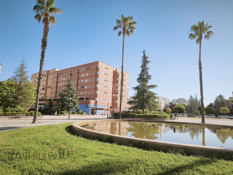 Foto e9a20cd2-ba49-45d8-b8c9-2eb900f3e205. Lloguer pis amb aparcament a Valdepasillas - La Paz - Huerta Rosales Badajoz