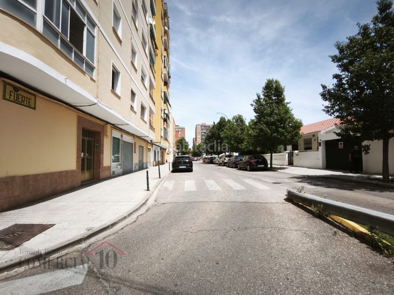 Foto 31cb81ee-05ad-40fa-99fd-5a6013ff6be4. Aparcament cotxe a Ciudad Jardín Badajoz