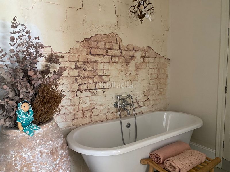 Foto 7f7721c8-1041-4282-b1bd-90108d8cc598. Casa adossada amb xemeneia calefacció aparcament a Vilassar de Dalt