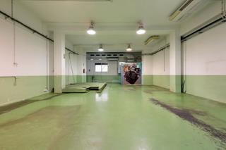Location Local commercial  Travessera de les corts. Local en alquiler