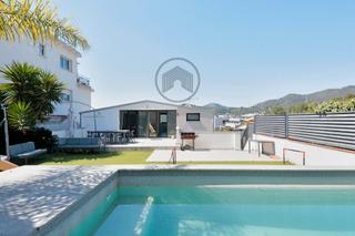 Location Chalet à Carrer del bruc 20. Casa en alquiler