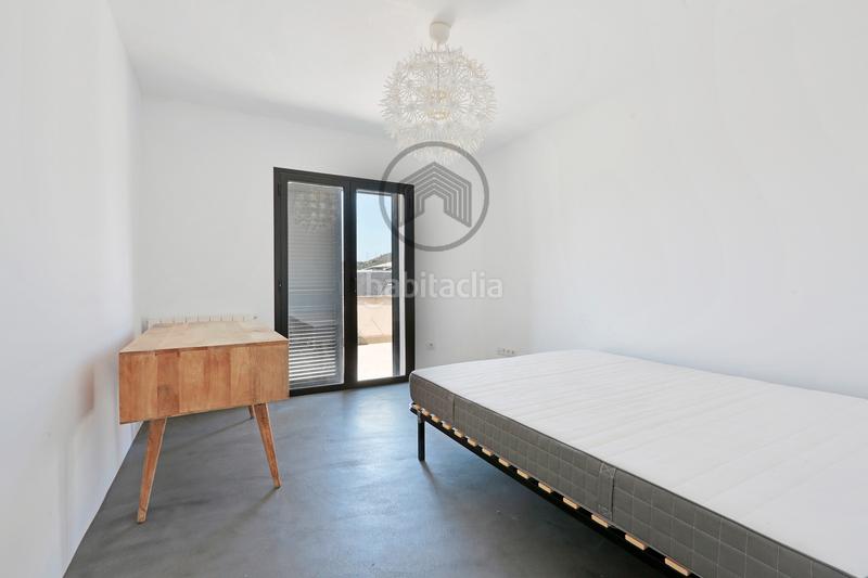 Foto 2ea235e1-136d-494a-9711-27f951b7e60a. Rent chalet in carrer del bruc 20 in La Miranda-Can Candeler Sant Just Desvern