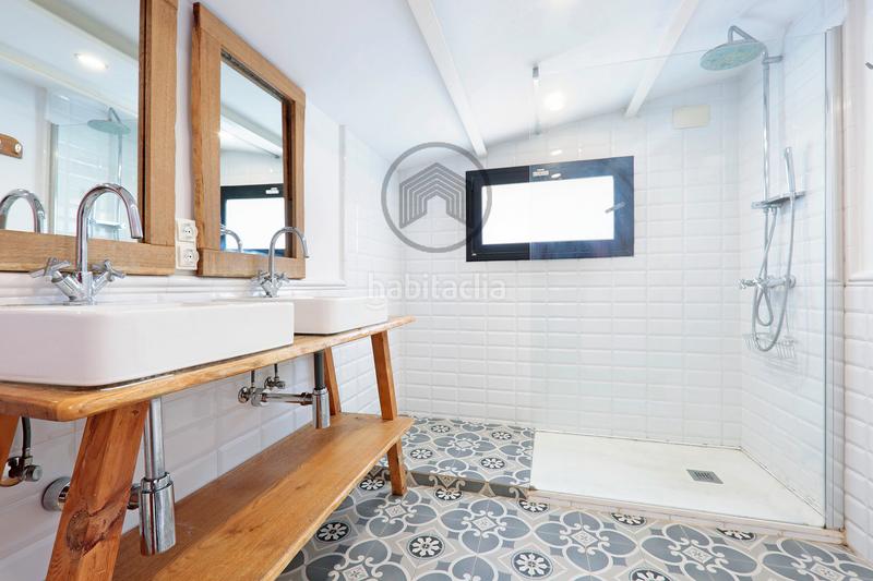 Foto 43e9434e-e723-42d7-8d57-5f530ea0b292. Rent chalet in carrer del bruc 20 in La Miranda-Can Candeler Sant Just Desvern