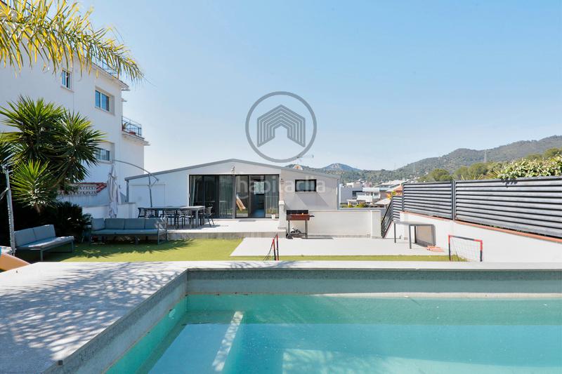 Foto e0cb0de6-e829-4552-9495-cce4b3e230f9. Rent chalet in carrer del bruc 20 in La Miranda-Can Candeler Sant Just Desvern