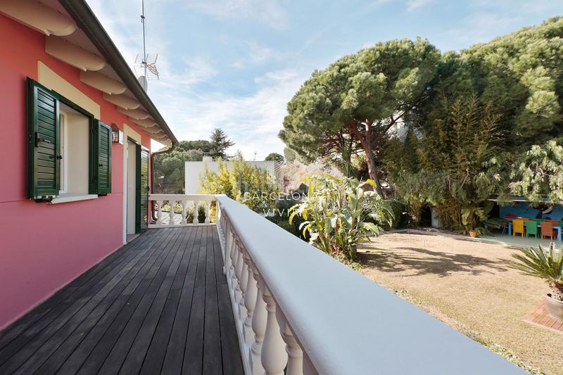 Foto 542f7d69-3820-463d-8bf3-f33ee72756c9. Affitto chalet con riscaldamento piscina in Sant Vicenç Centre Sant Vicenç de Montalt