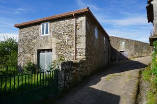 Maison à Agolada. Casa para restaurar con finca
