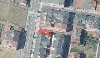 Terreny residencial a Ronda pontevedra 51. Solar para vivienda colectiva