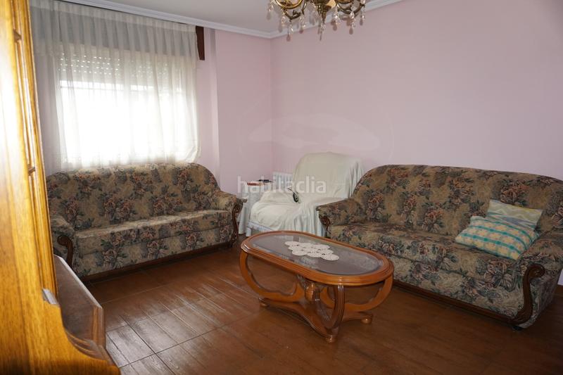 Foto f1d1c65f-b00f-441b-a3fd-9211dadbaa50. Casa a rúa folicheiro 94 a Melide