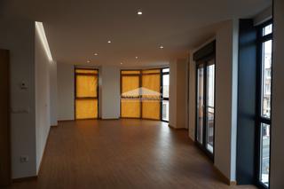 Location Appartement à Ronda pontevedra 1. Piso para alquilar solo para oficina o negocio